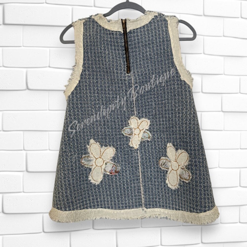 LAST ONE POL Denim 70s Boho Baby Flower Patchwork Frayed Edge Denim Jean Top - Picture 5 of 9